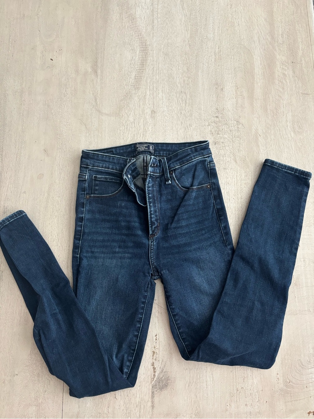 Abercrombie & Fitch Dark Blue Simone High-Rise Ankle Skinny Jeans